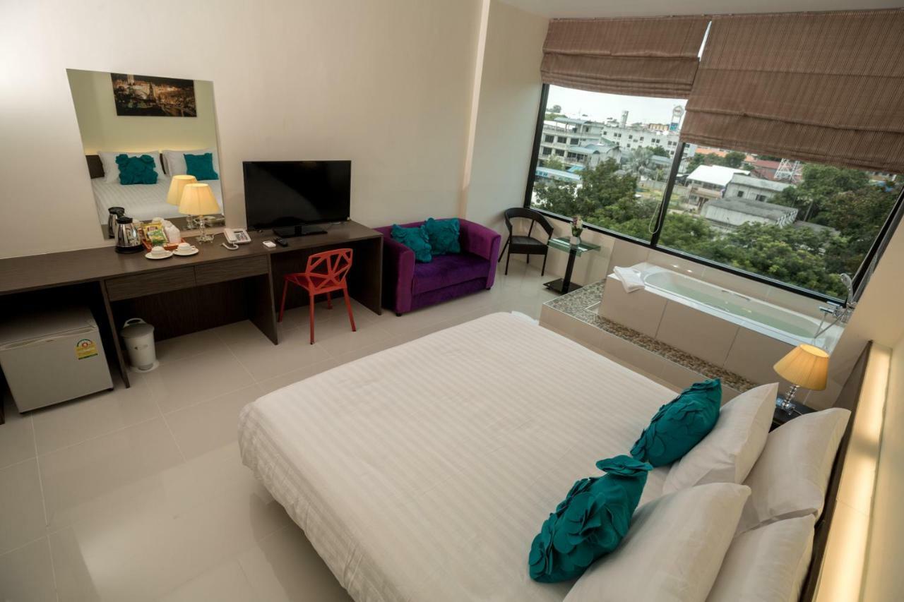 אובון רטצ'תאני The Rich Hotel Ubonratchathani מראה חיצוני תמונה
