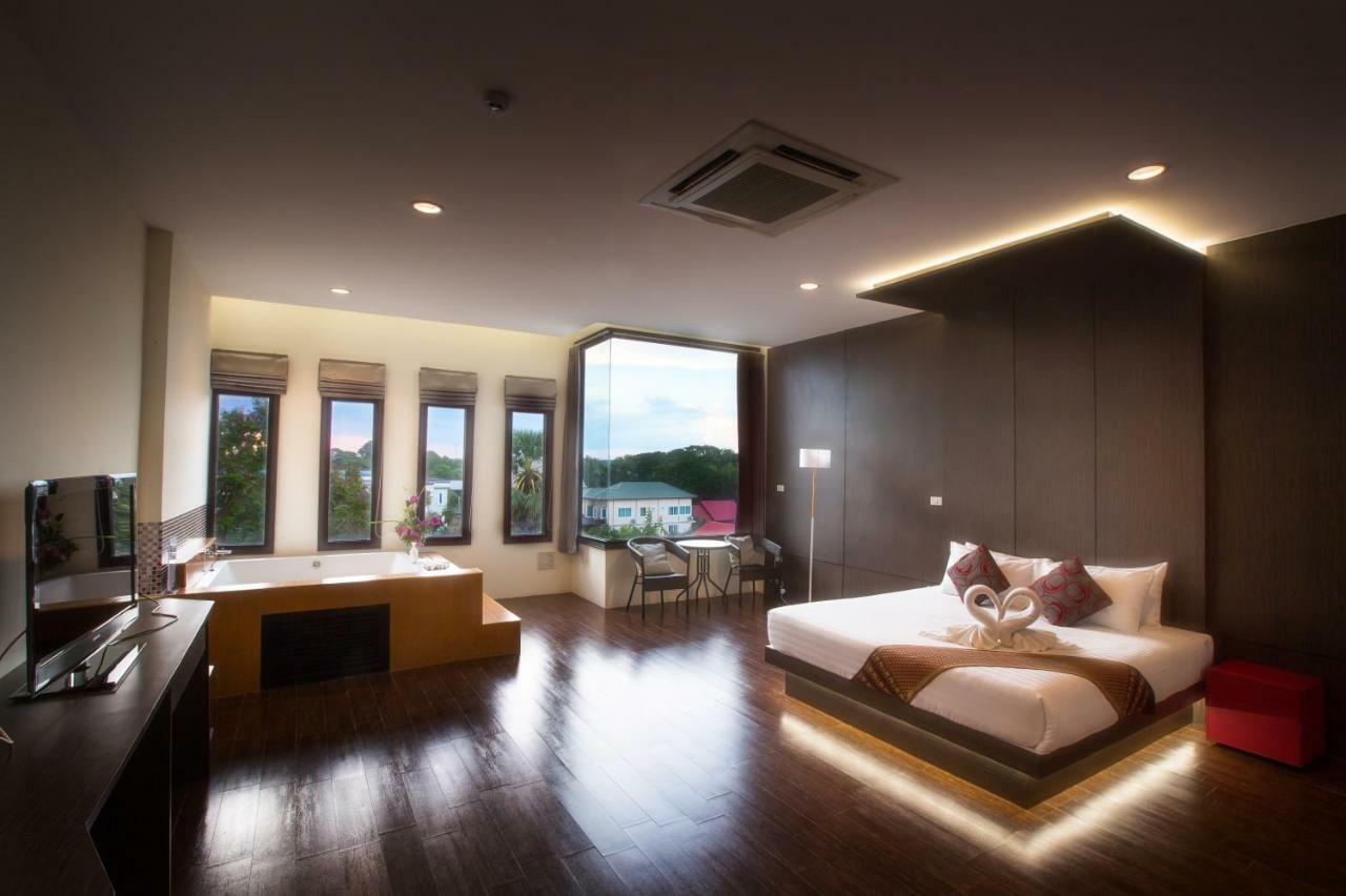 אובון רטצ'תאני The Rich Hotel Ubonratchathani מראה חיצוני תמונה