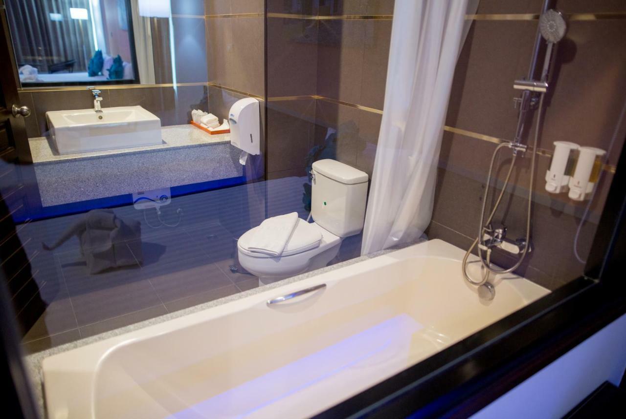 אובון רטצ'תאני The Rich Hotel Ubonratchathani מראה חיצוני תמונה